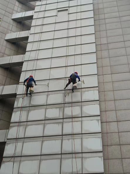 旺苍高空外墙清洗